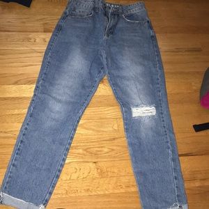 High waisted Mom jeans